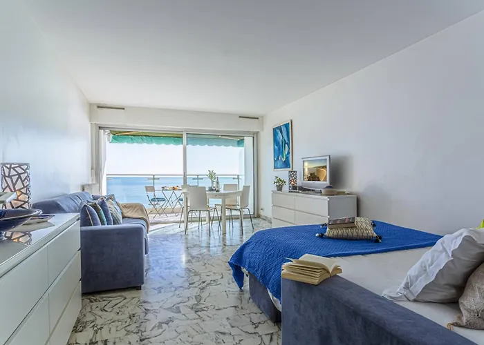 Prom 199 - Spacious Studio - Promenade - Sea View